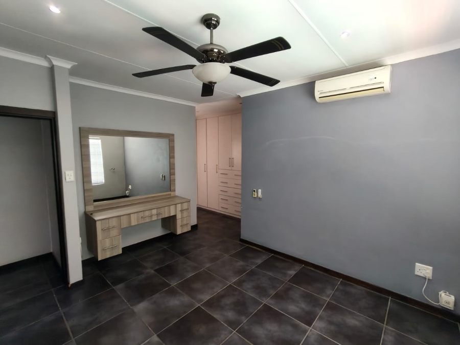 3 Bedroom Property for Sale in Waterkloof East North West